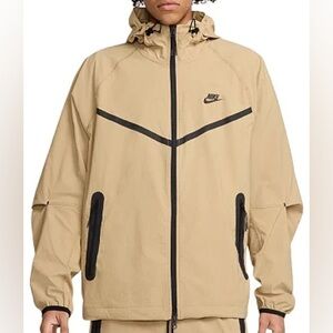 NWT! Nike Men's Tech Woven Full-Zip Jacket!